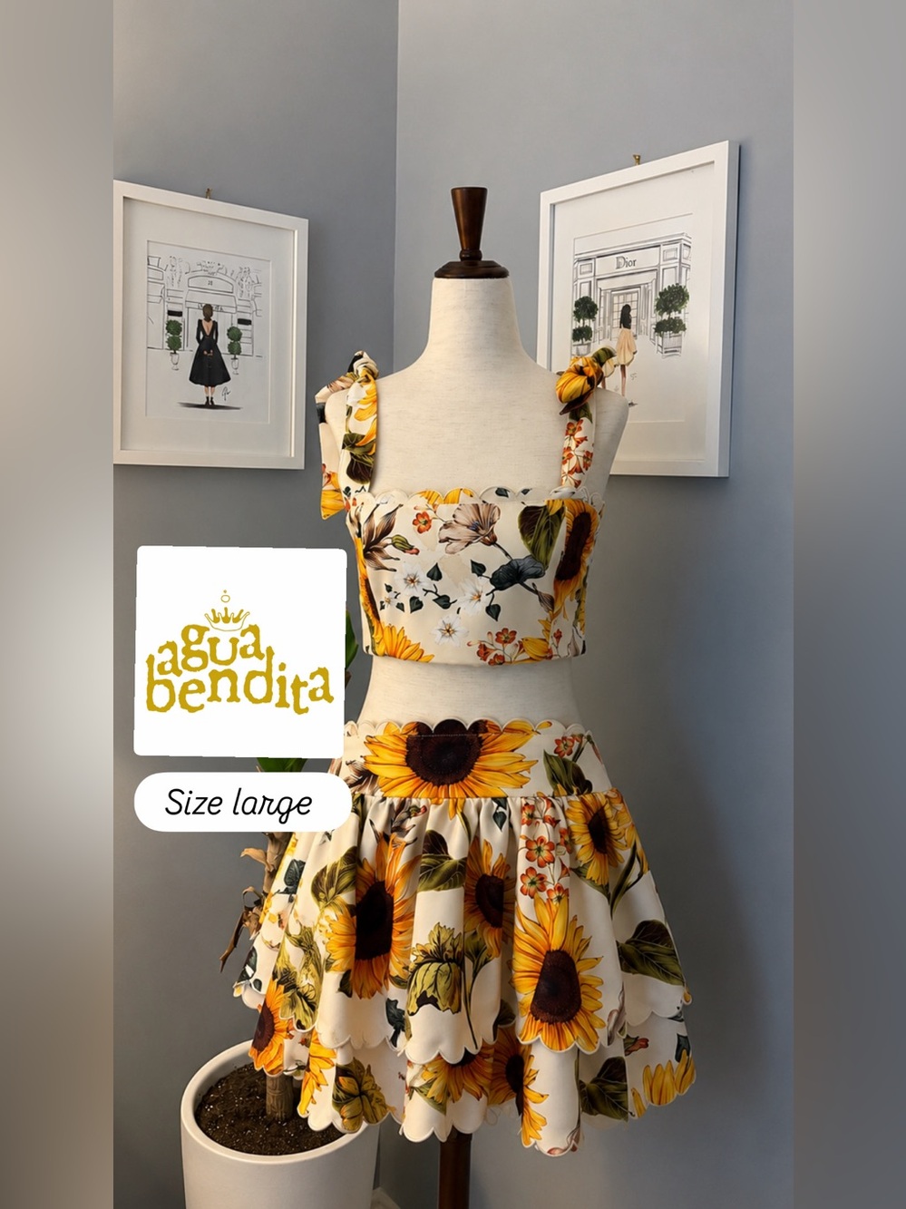 Agua Bendita White Floral Sunflower Crop Top